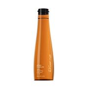 Shu Uemura Urban Moisture Shampoo