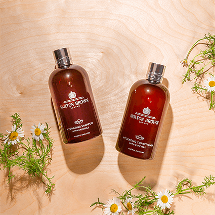 Hydrating Shampoo With Camomile
