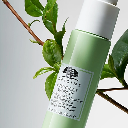 Origins A Perfect World™ Age-Defense Skin Guardian with White Tea