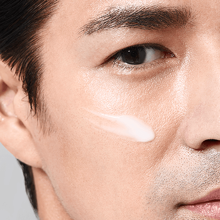 Shiseido Men Energizing Moisturizing Extra Light Fluid