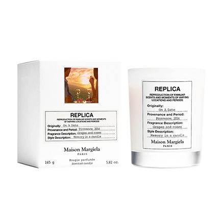 Maison Margiela On a Date Candle