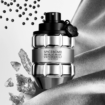 Viktor & Rolf Spicebomb Metallic Musk Eau de Parfum Spray