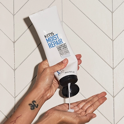 kms MOISTREPAIR Cleansing Conditioner