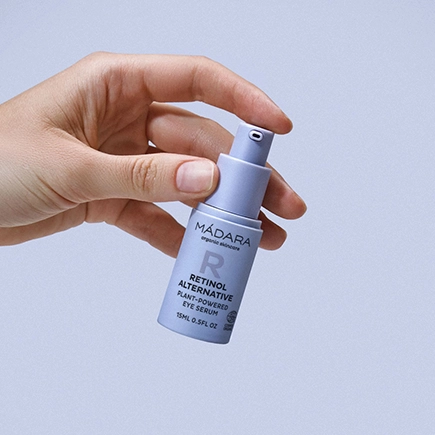 MÁDARA RETINOL ALTERNATIVE Plant-Powered Eye Serum