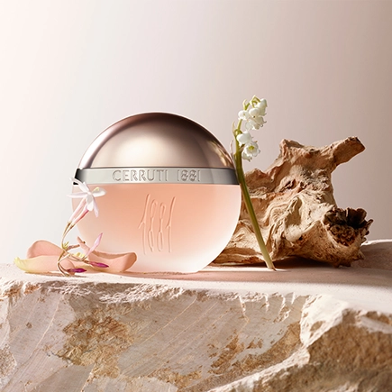 Cerruti 1881 Femme Eau de Toilette Spray