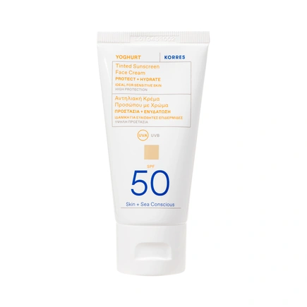 Korres YOGHURT Getönte Sonnencreme für das Gesicht SPF50